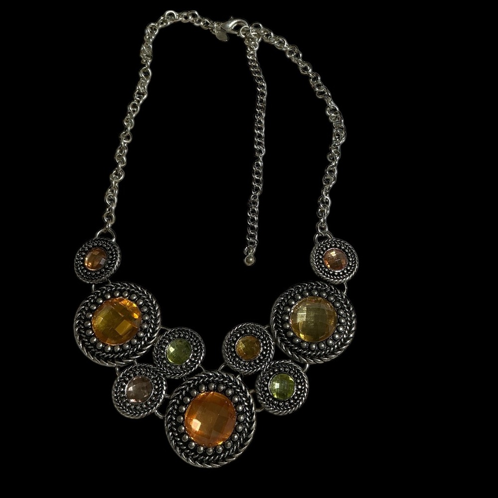 🐥 Premier Designs Silver-Tone Necklace with Amber and Olive Gems